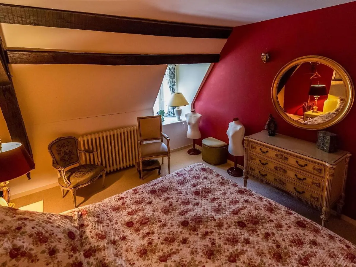 Beautiful Castle In Le Veurdre With Private Pool Villa